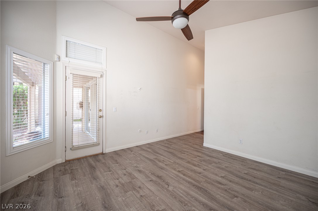 2146 Eaglepath Circle Property Photo 33