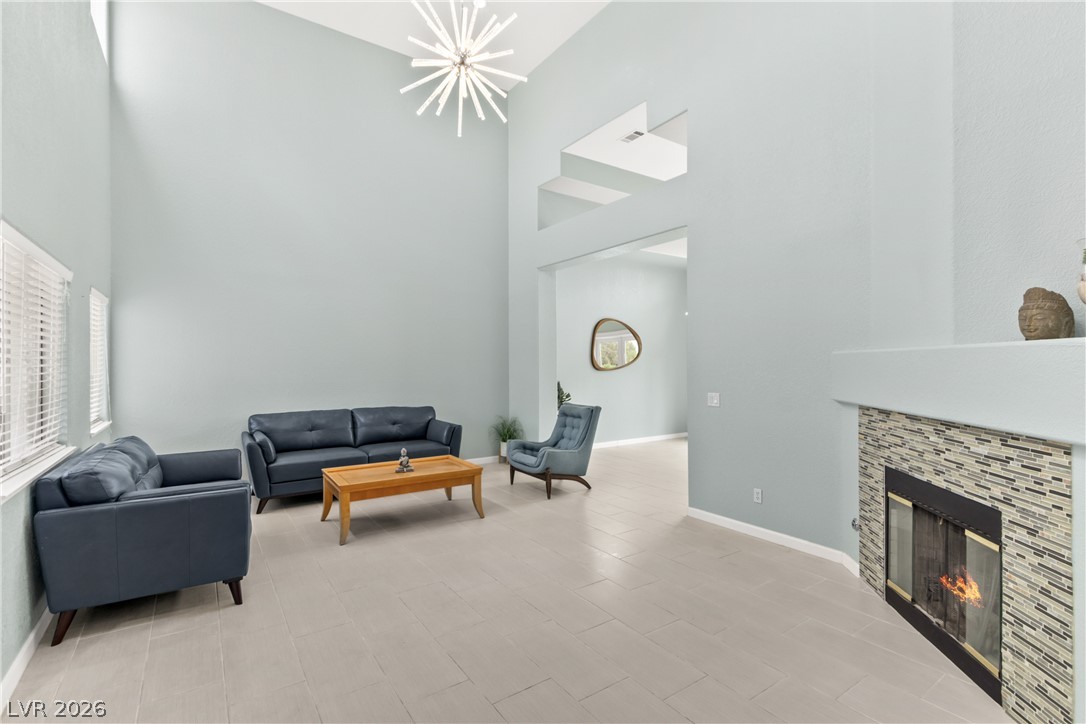 2808 Crystal Beach Drive Property Photo 3