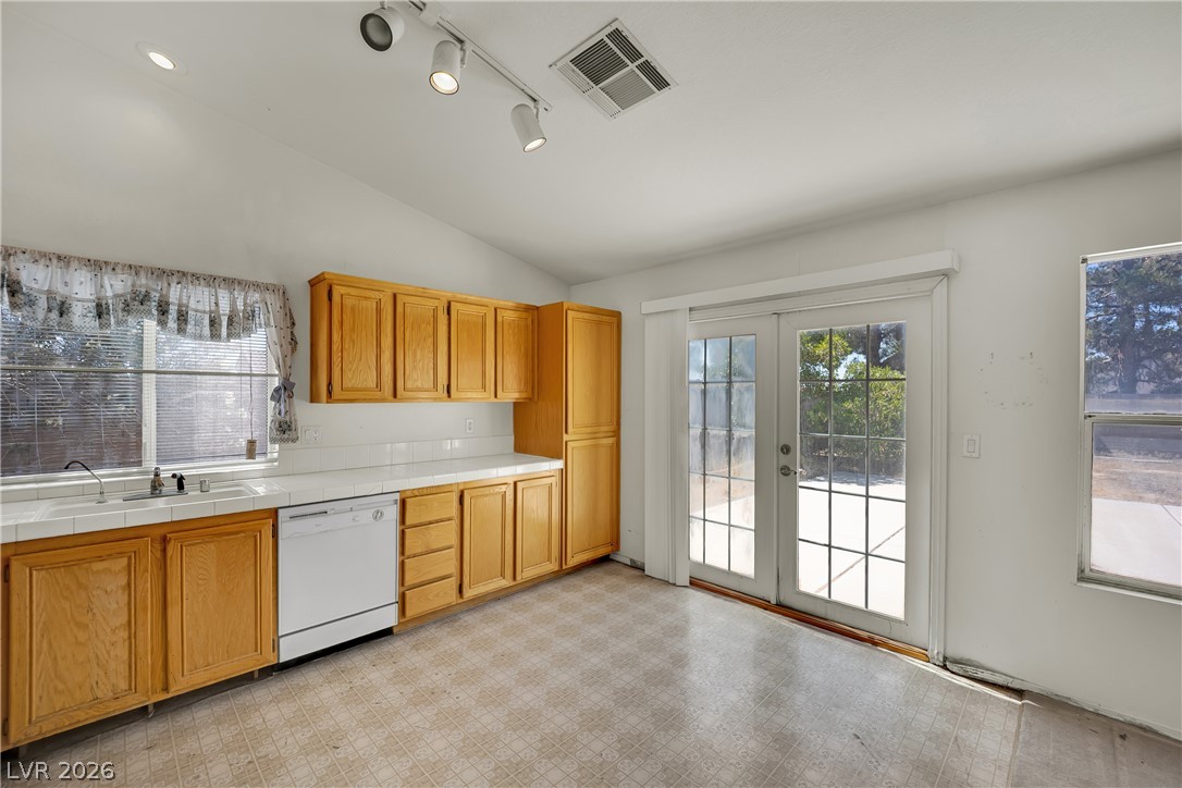 5905 Briar Rose Lane Property Photo 16