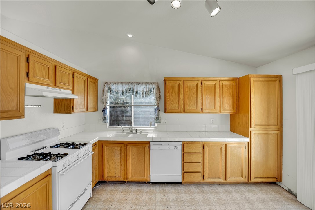 5905 Briar Rose Lane Property Photo 17