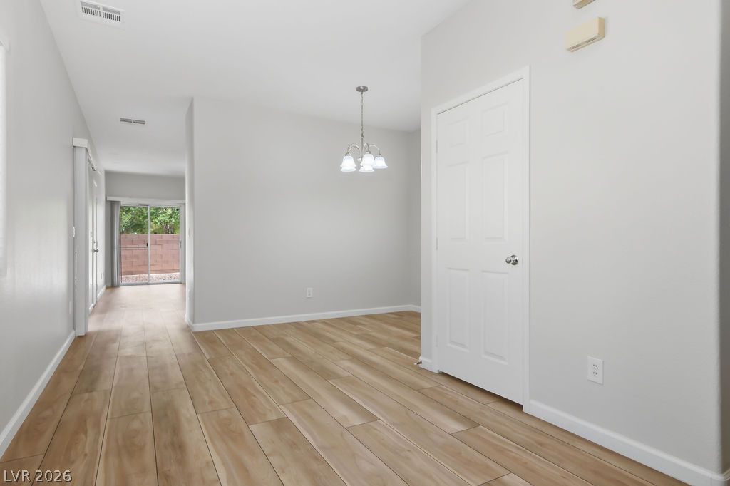 3632 Carisbrook Drive Property Photo 4