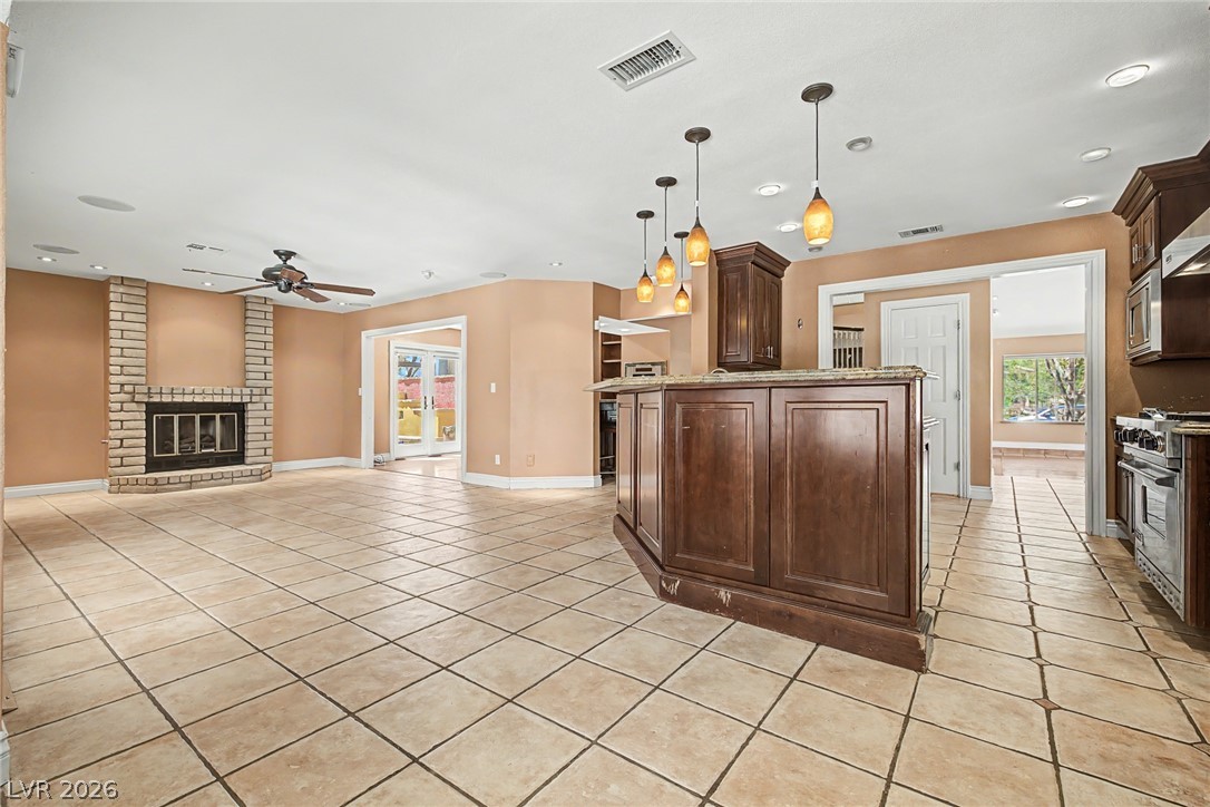 6815 Trinity Court Property Photo 18