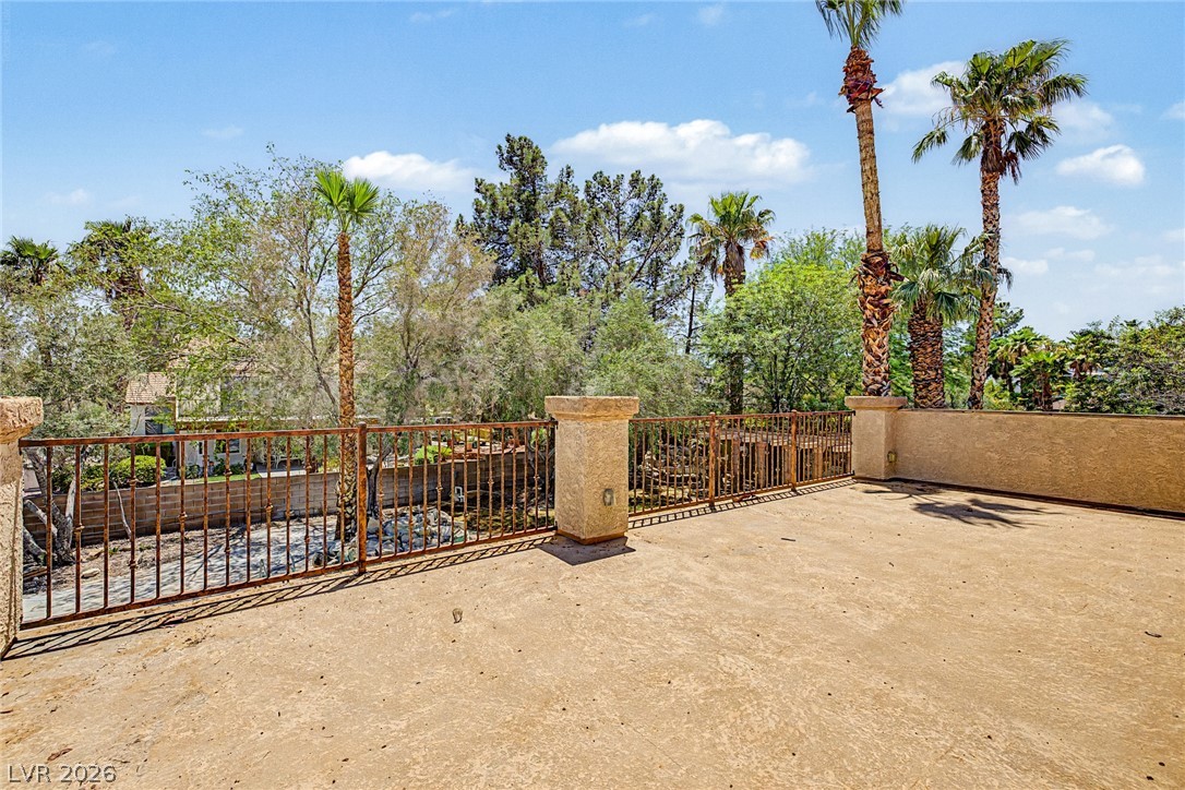 6815 Trinity Court Property Photo 41