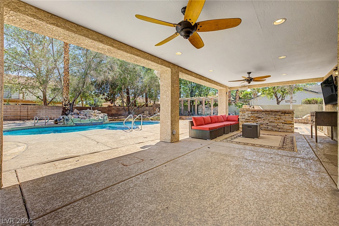 6815 Trinity Court Property Photo 43