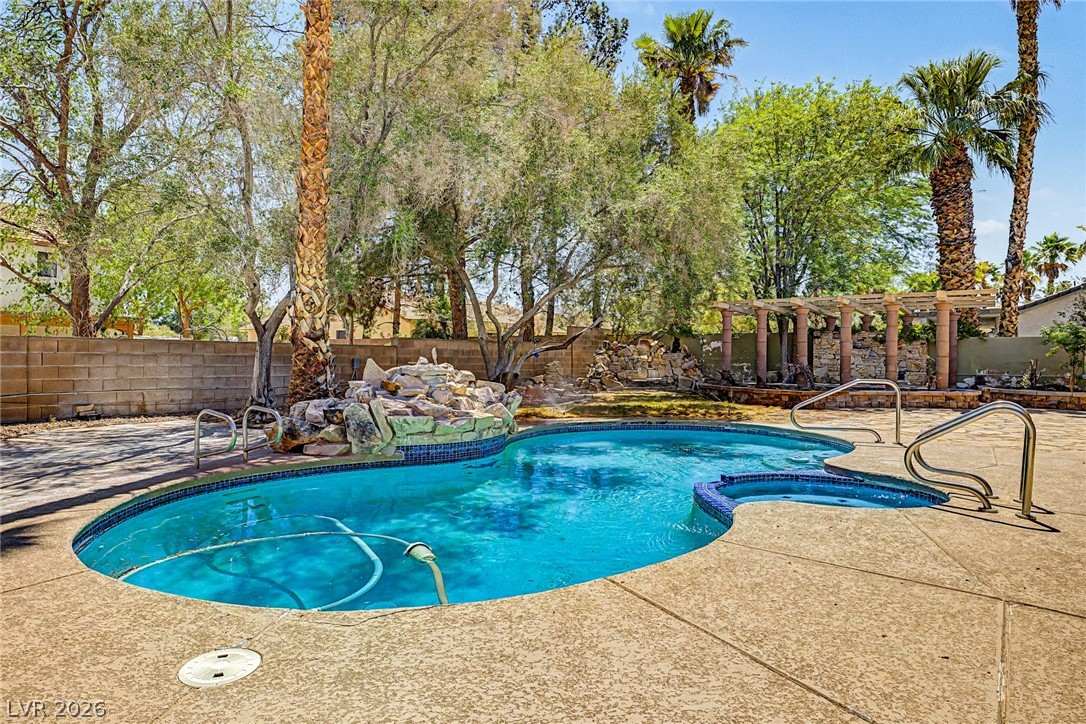 6815 Trinity Court Property Photo 47
