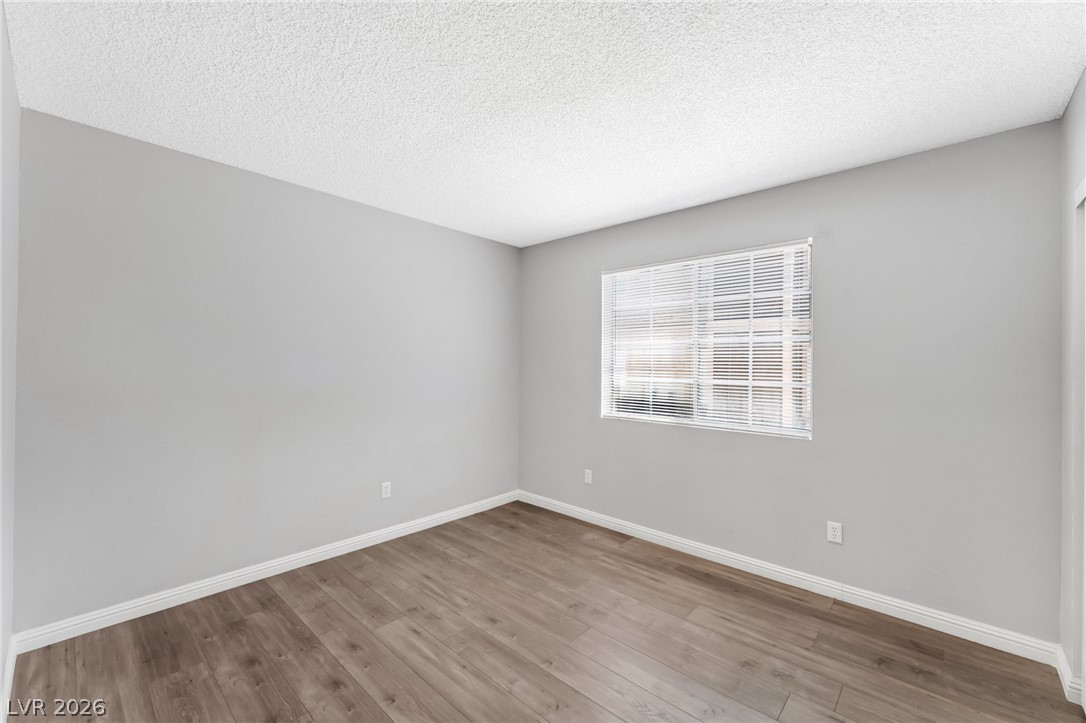 2722 Alicialynn Way B Property Photo 14
