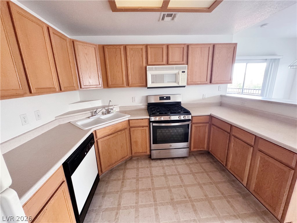 9580 West Reno Avenue 242 Property Photo 8