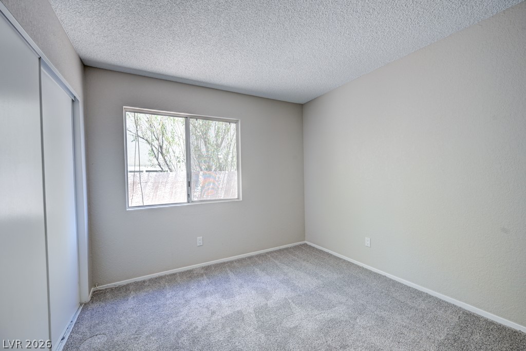 2414 Muirfield Avenue Property Photo 20