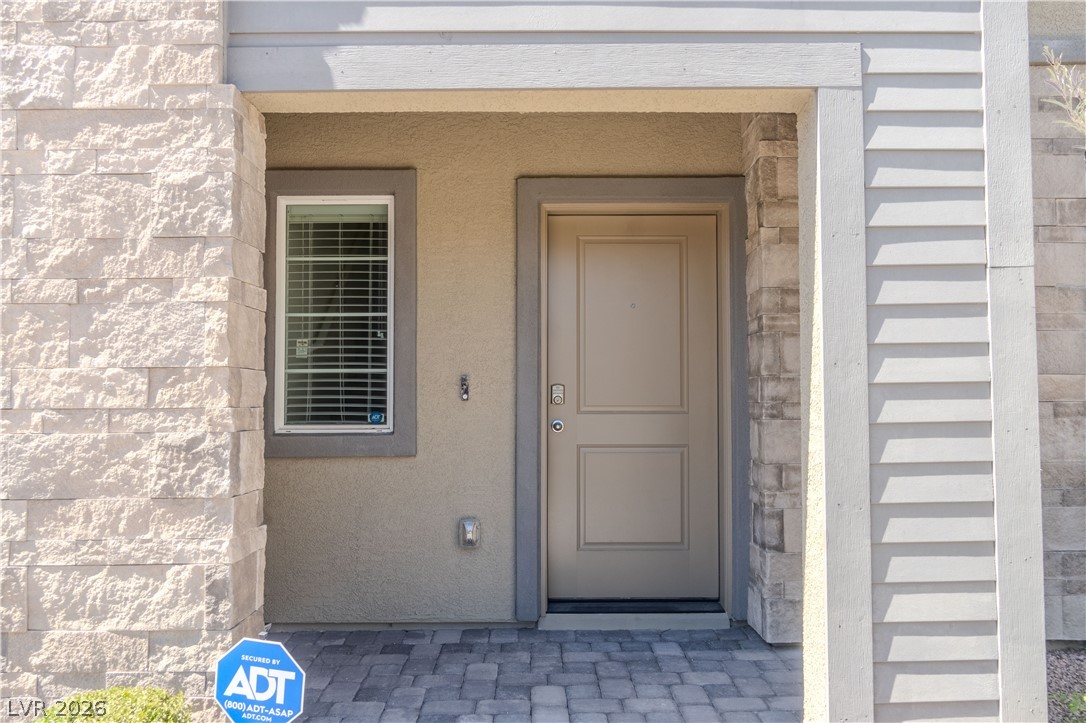1120 Tektite Avenue Property Photo 3