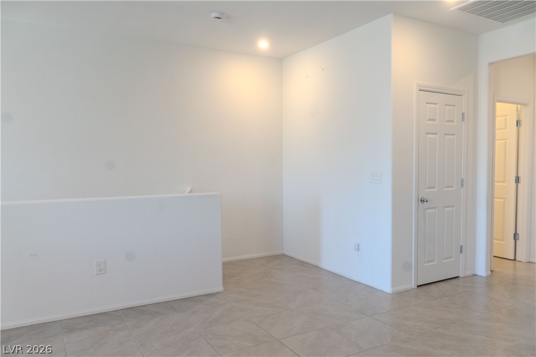 1120 Tektite Avenue Property Photo 11