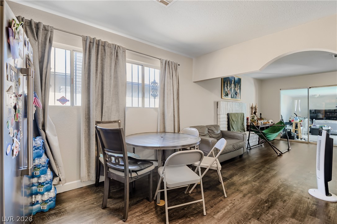 4421 Ash Avenue Property Photo 7