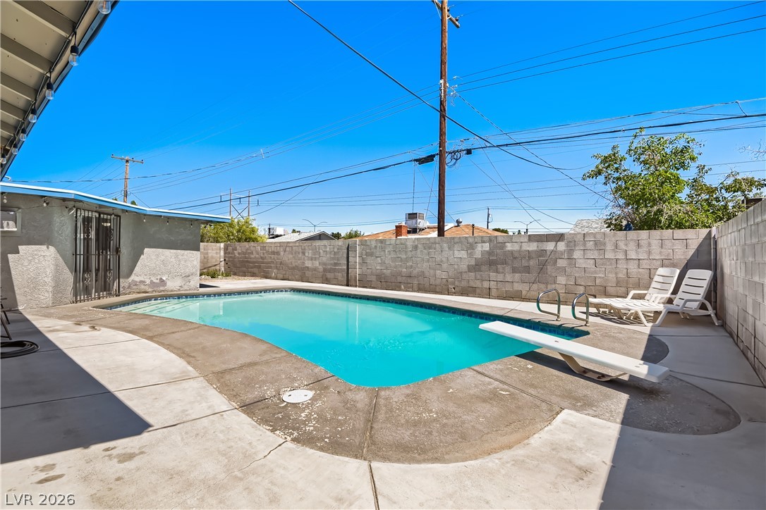 4421 Ash Avenue Property Photo 26