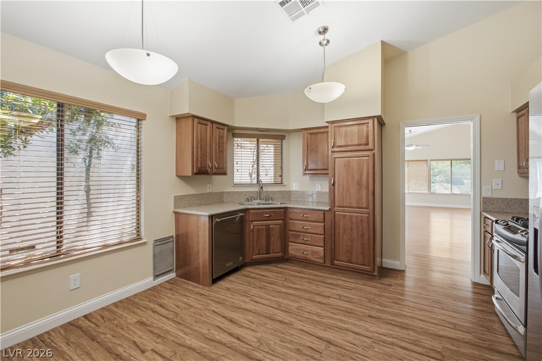 5261 Drifting Sands Court Property Photo 8
