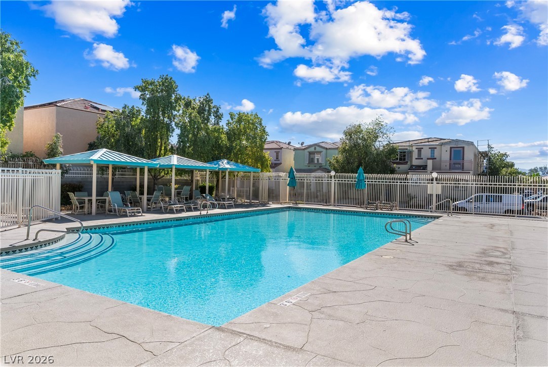 10353 Midseason Mist Street Property Photo 32