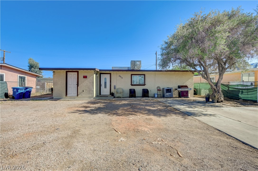 2829 Emmons Avenue Property Photo 1
