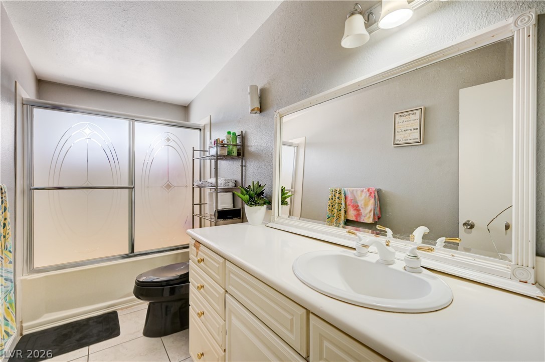 2829 Emmons Avenue Property Photo 17