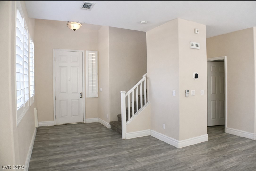 9680 Waukegan Avenue Property Photo 6