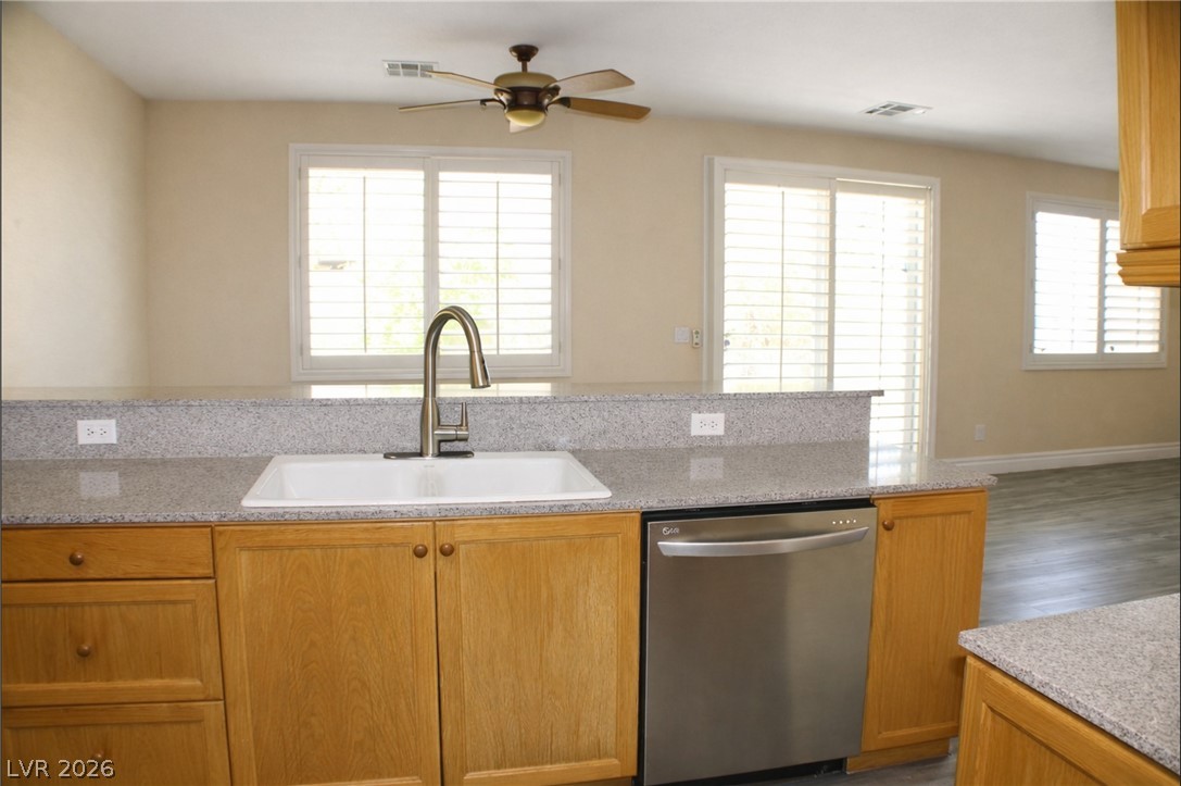 9680 Waukegan Avenue Property Photo 9