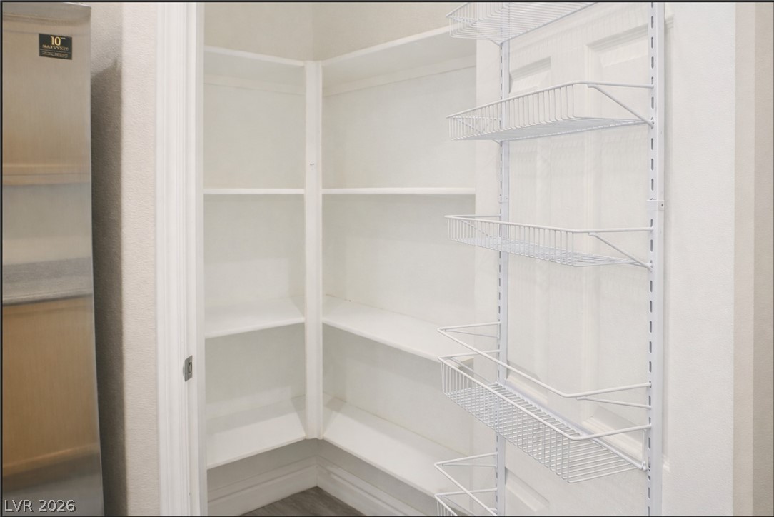 9680 Waukegan Avenue Property Photo 12