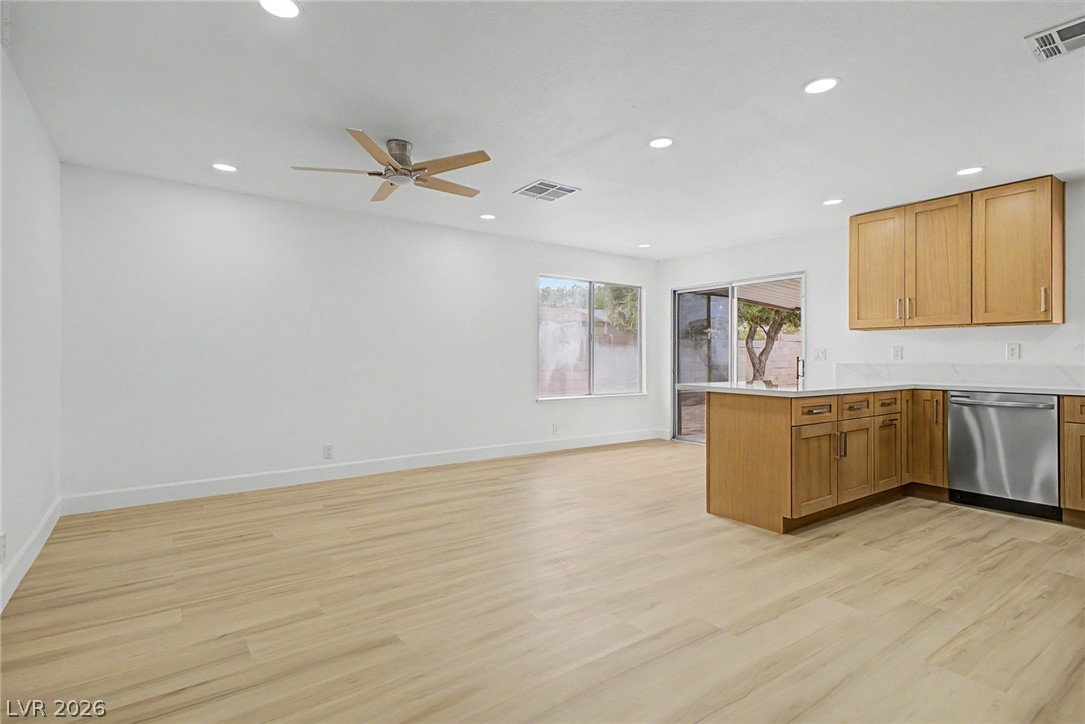 6258 Bayview Circle Property Photo 9