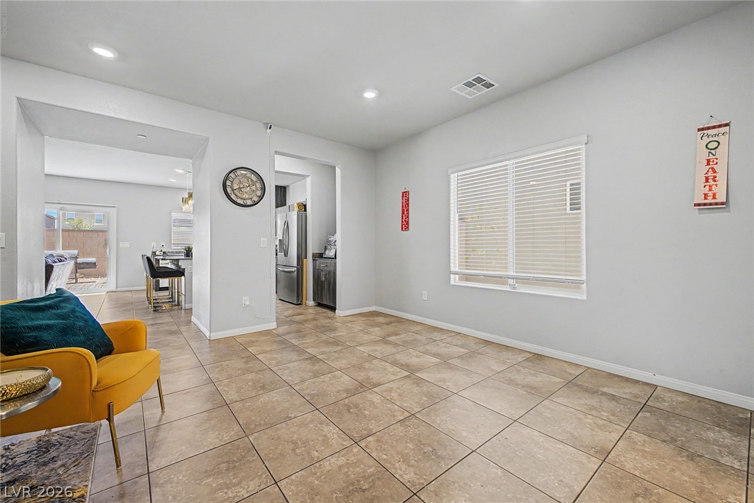 4515 Ginger Hills Avenue Property Photo 5