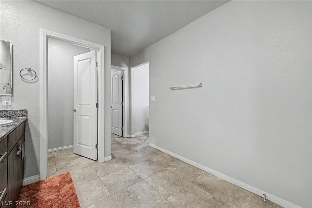 4515 Ginger Hills Avenue Property Photo 24