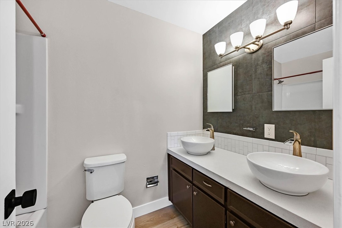 6225 Mcallister Avenue Property Photo 20