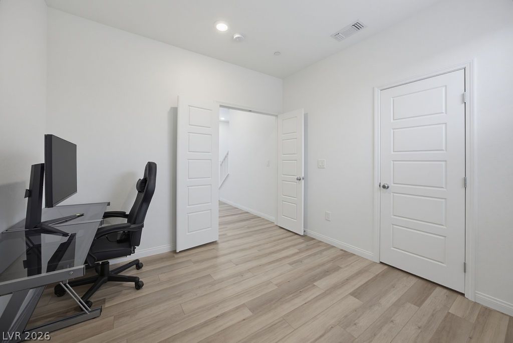 9343 Franconia Avenue Property Photo 20