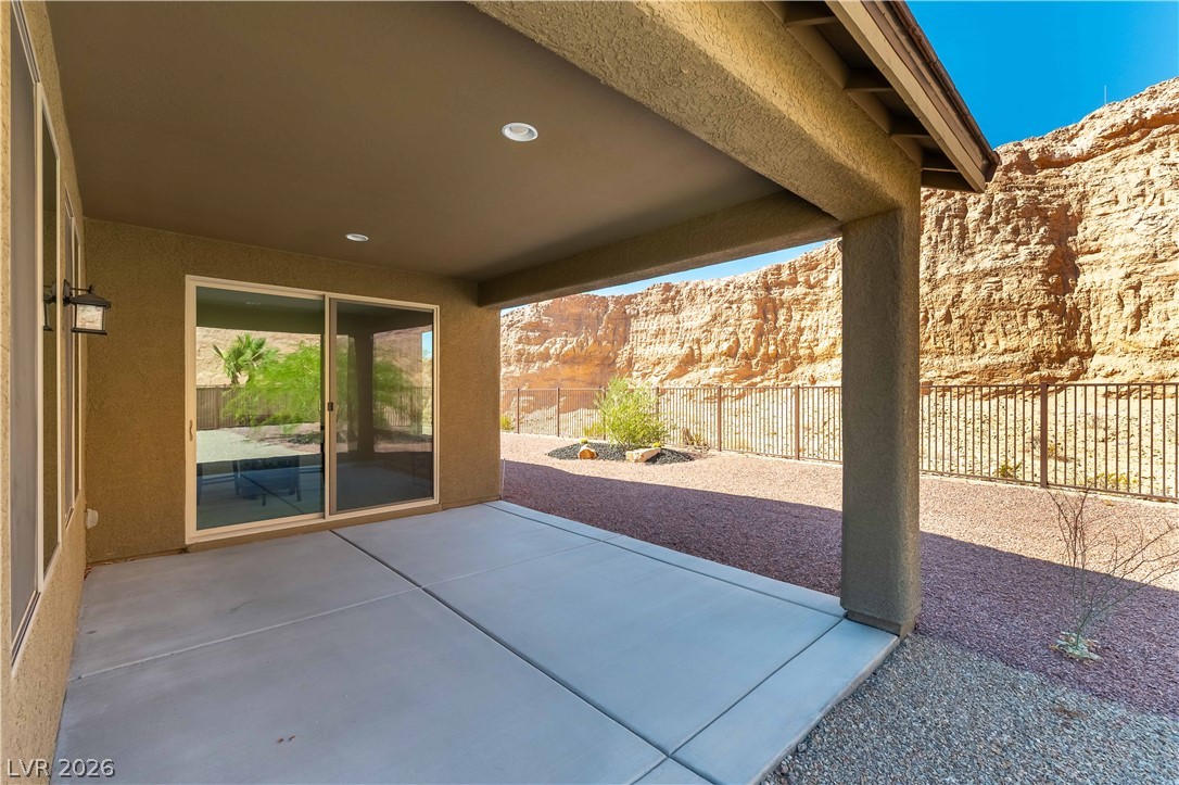 1522 Caramel Cliffs Court Property Photo 24