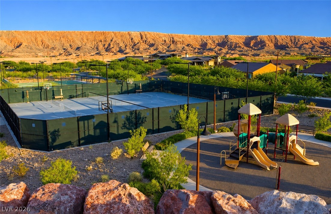 1522 Caramel Cliffs Court Property Photo 46
