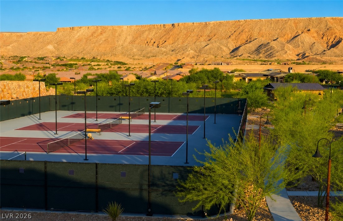 1522 Caramel Cliffs Court Property Photo 47