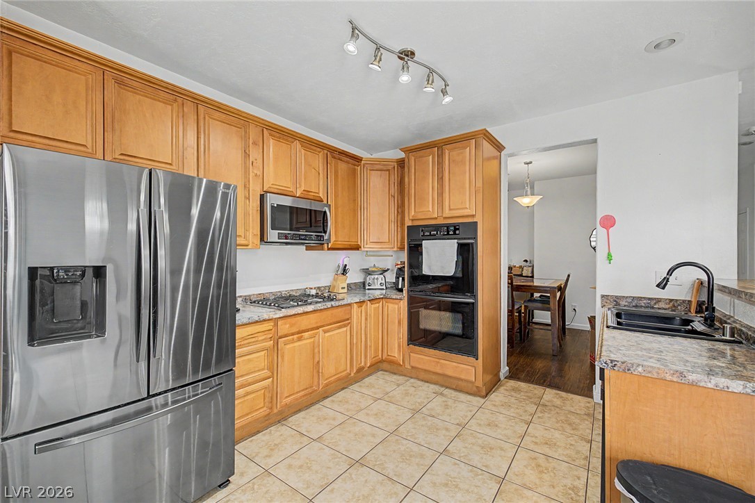 5924 Moondance Court Property Photo 13