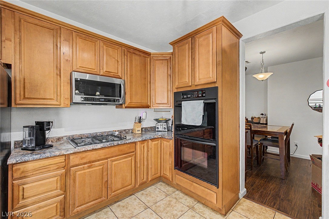 5924 Moondance Court Property Photo 15
