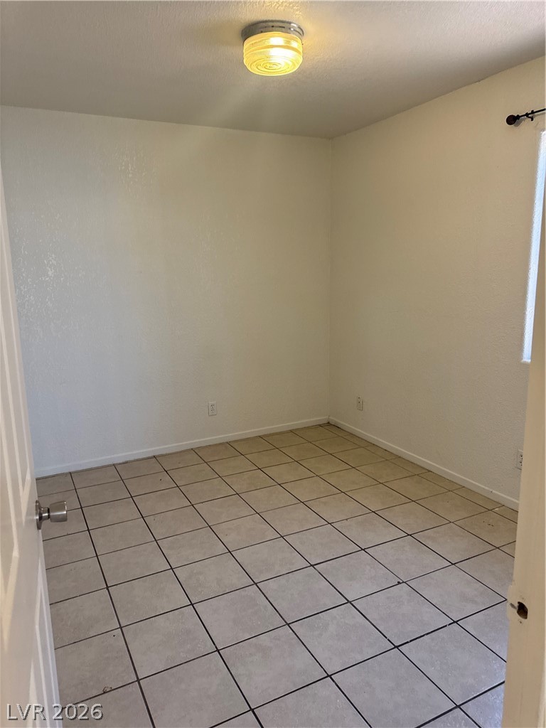 6990 Dunsbach Way Property Photo 11