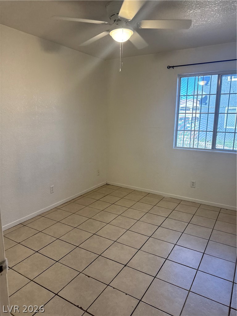 6990 Dunsbach Way Property Photo 12