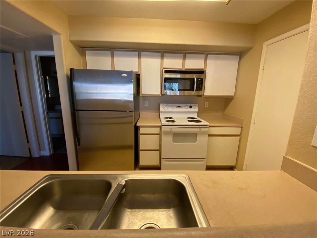2300 Silverado Ranch Boulevard 2175 Property Photo 6