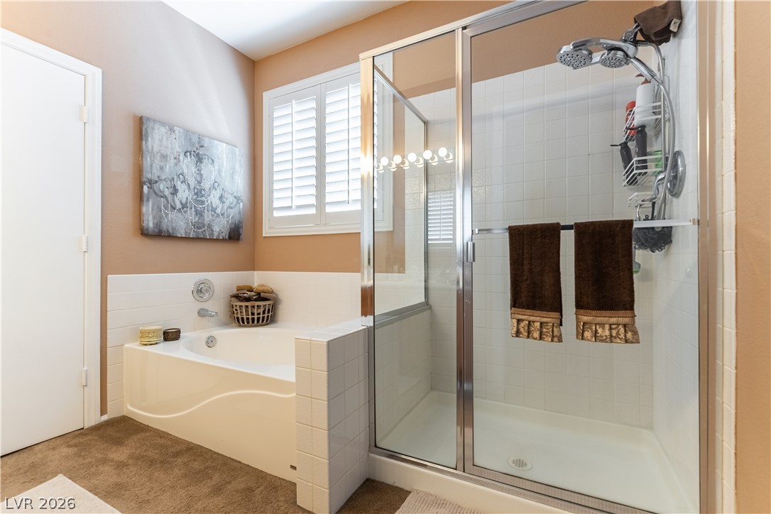328 Autumn Palace Court Property Photo 15
