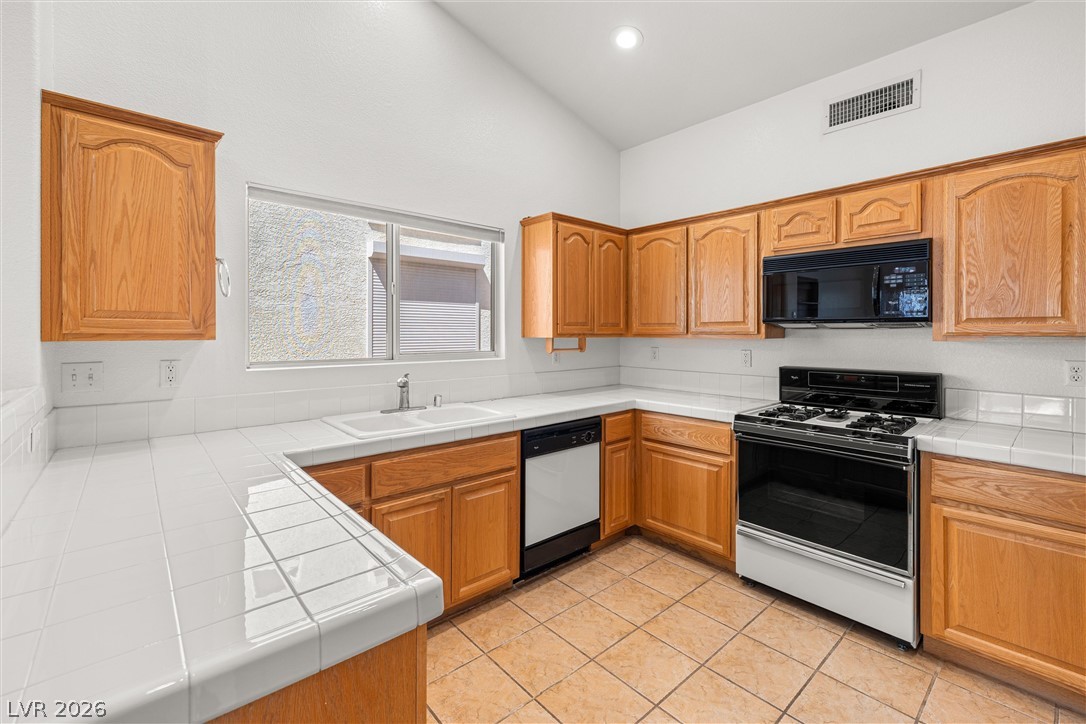 326 Evan Picone Drive Property Photo 10