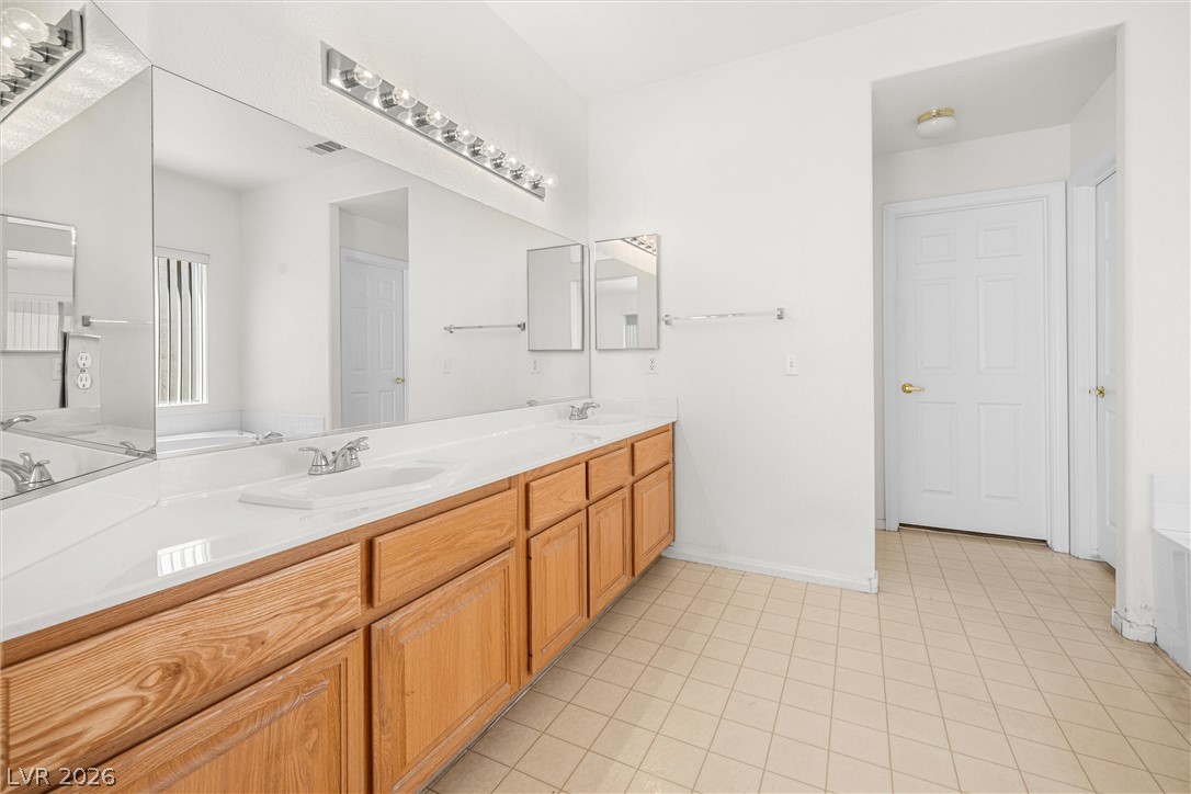 326 Evan Picone Drive Property Photo 24