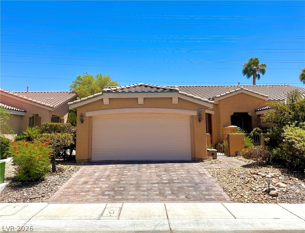 4554 Regalo Bello Street Property Photo 1