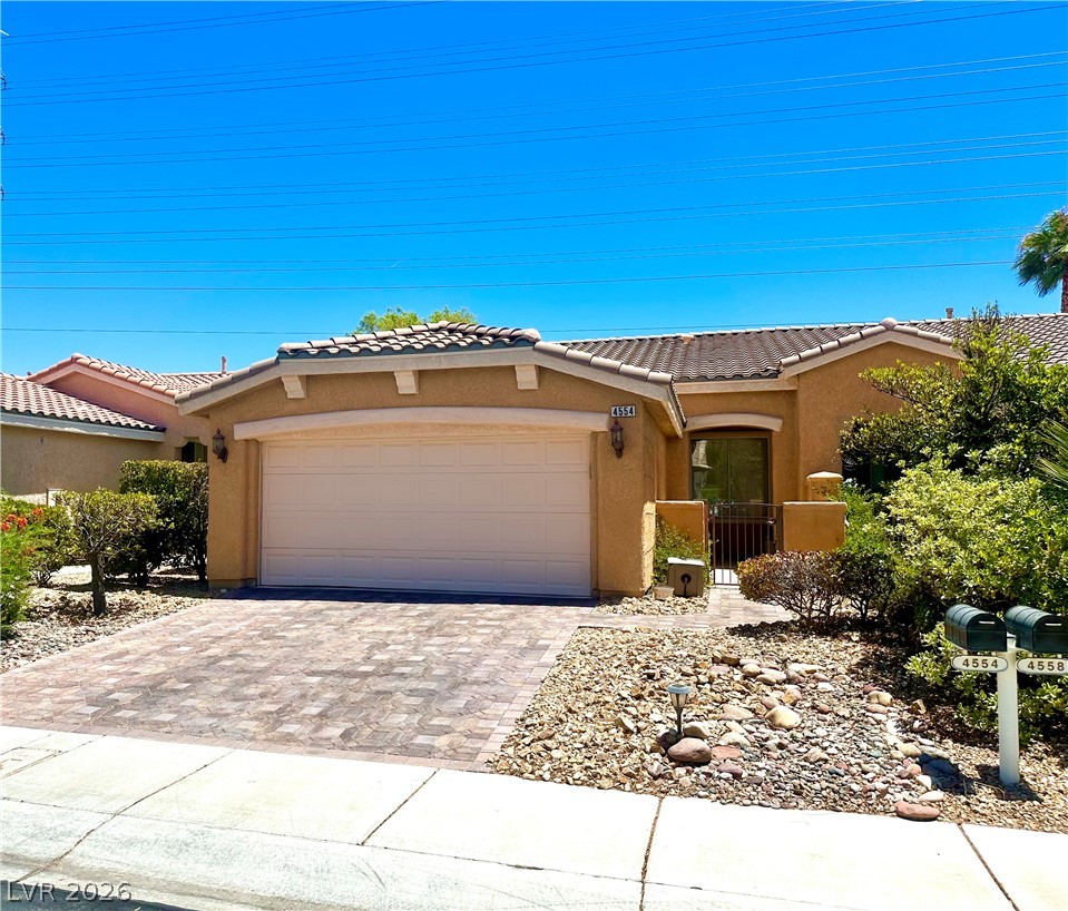 4554 Regalo Bello Street Property Photo 2