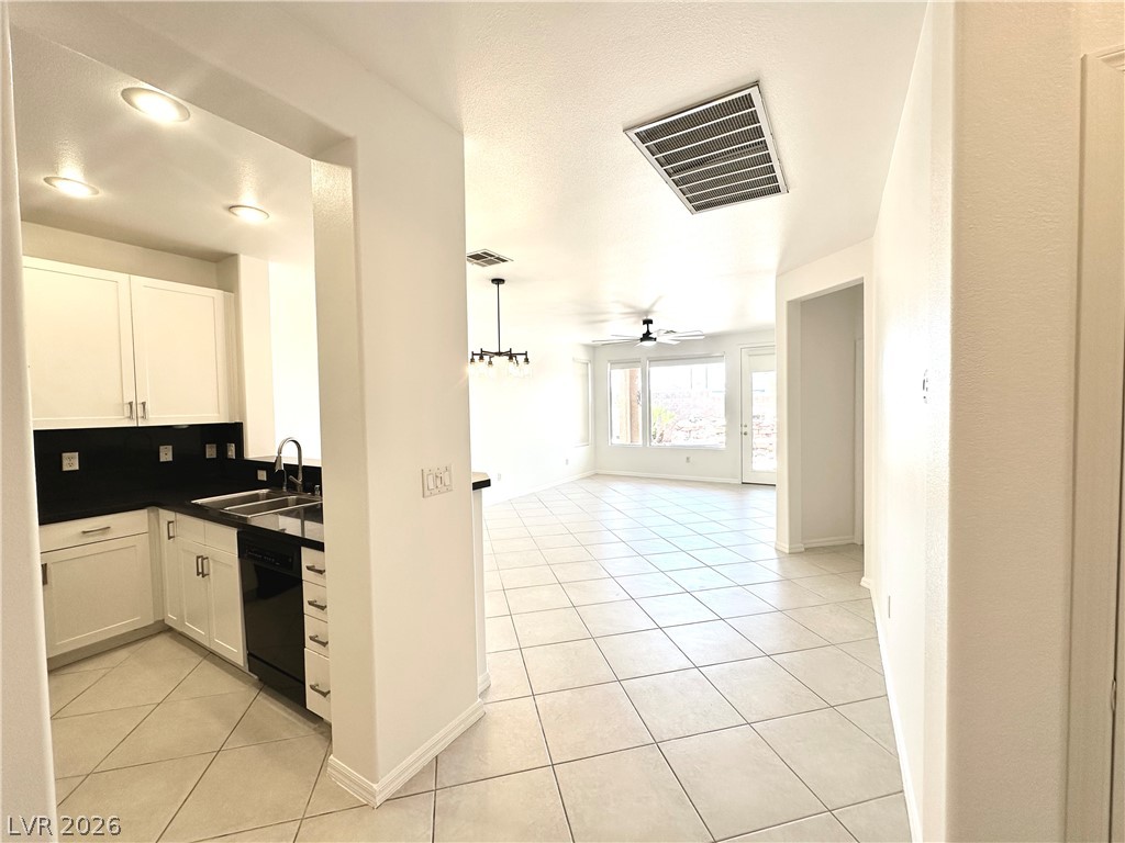 4554 Regalo Bello Street Property Photo 5