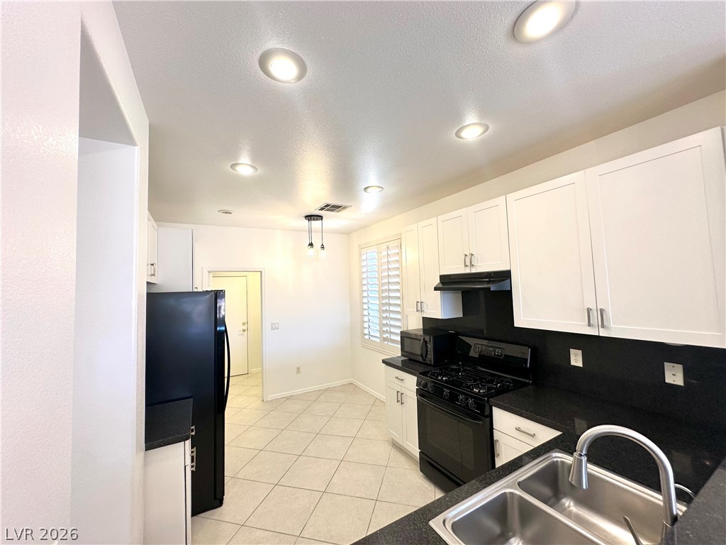 4554 Regalo Bello Street Property Photo 10