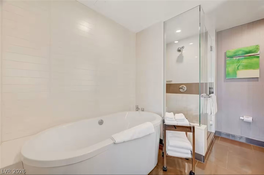 2600 West Harmon Avenue 17039 Property Photo 19