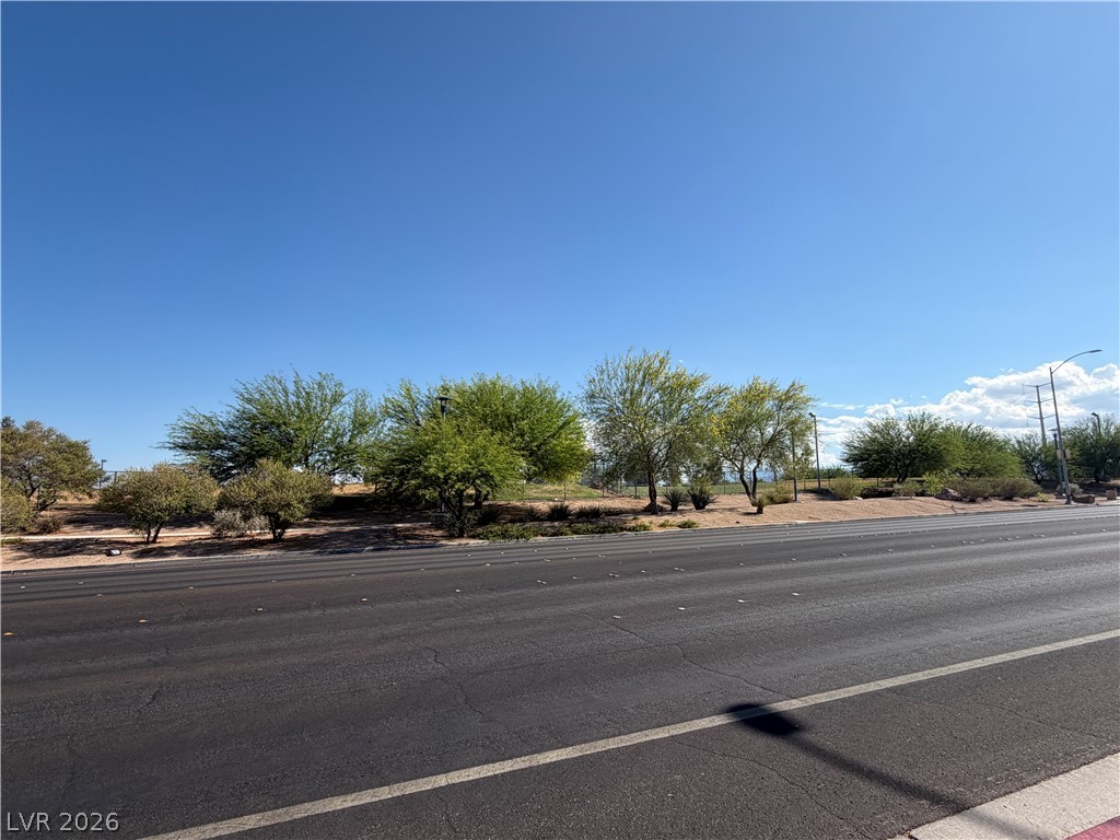 920 Rockview Drive 101 Property Photo 16