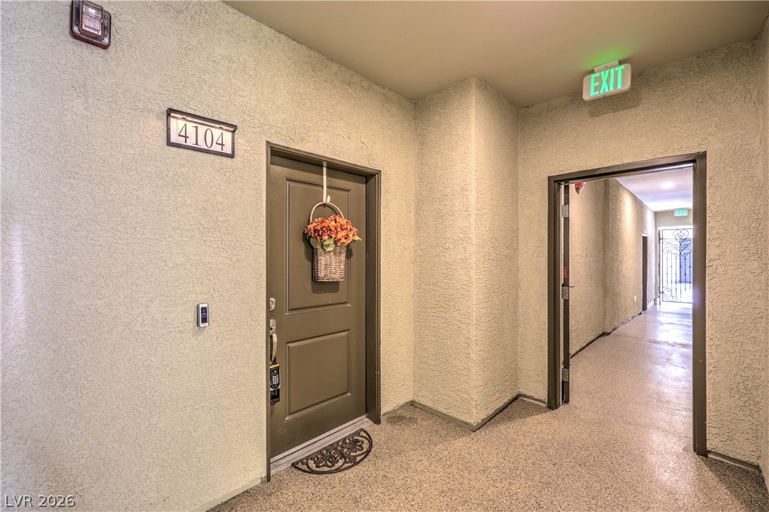 2555 Hampton Road 4104 Property Photo 5