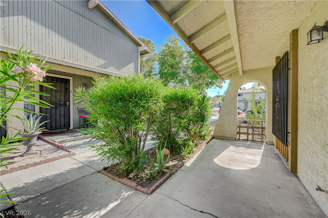 4734 Roberta Street 2 Property Photo 4