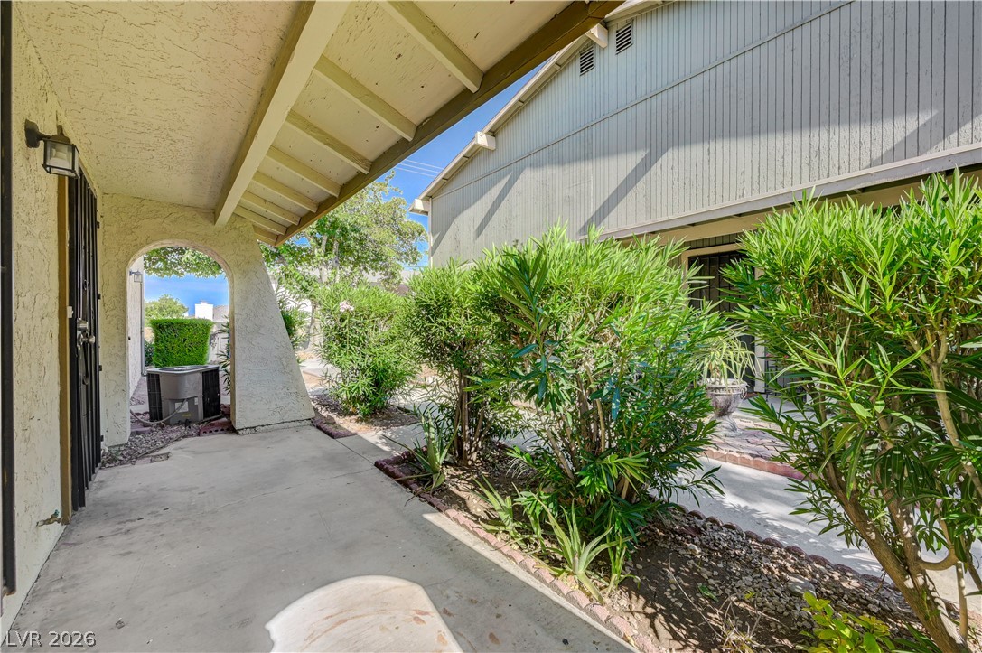 4734 Roberta Street 2 Property Photo 5