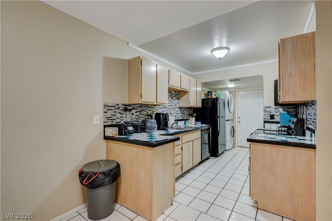 4734 Roberta Street 2 Property Photo 17