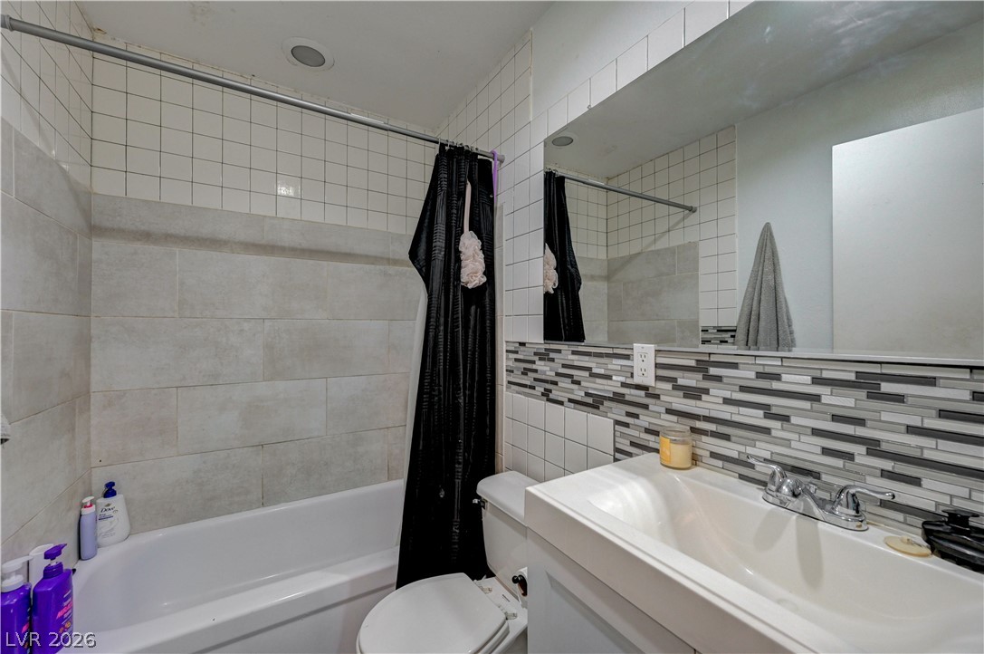4734 Roberta Street 2 Property Photo 20